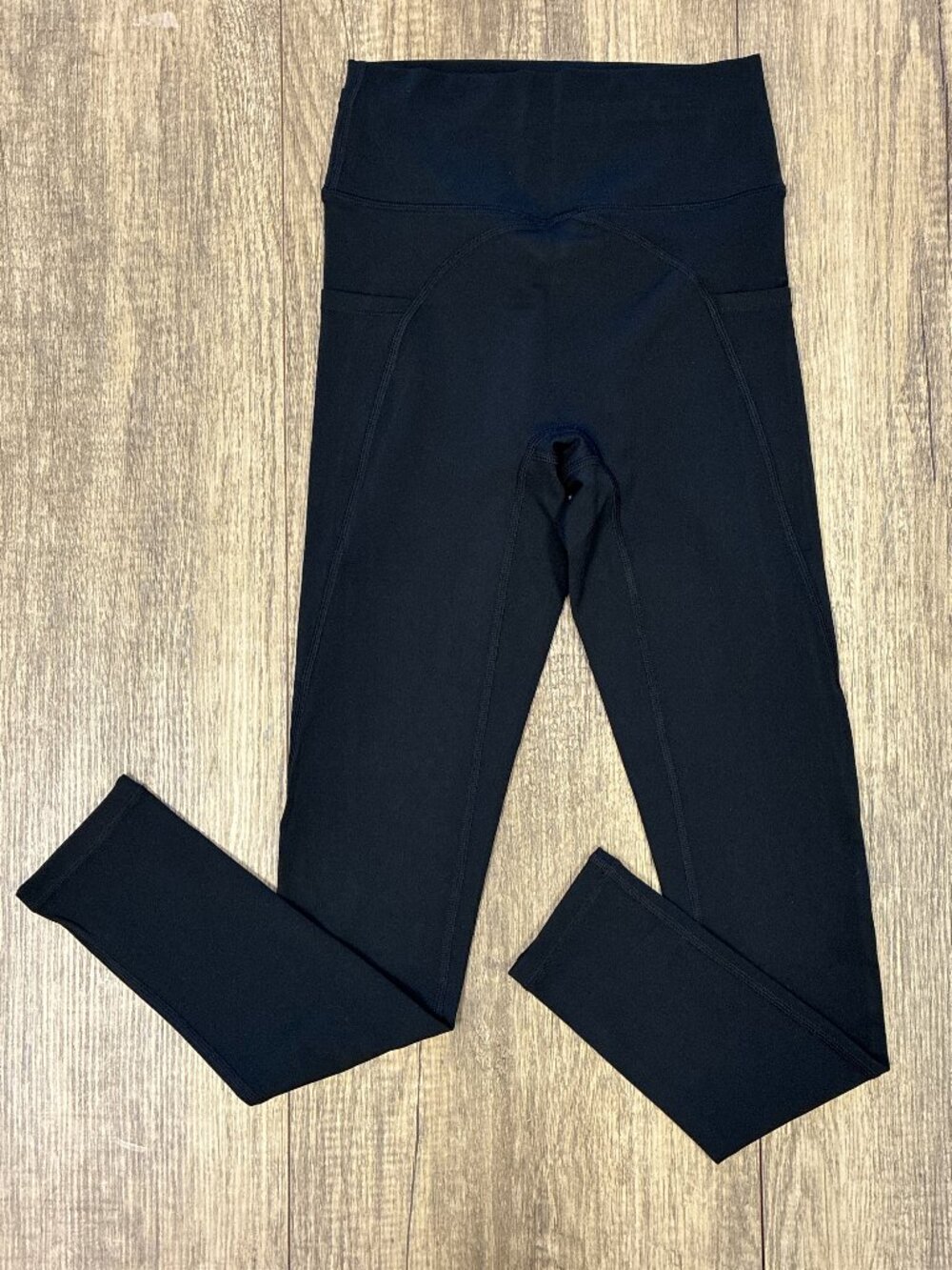 Effortless Classic/Heartbooty Combo with Pocket Leggings- Black